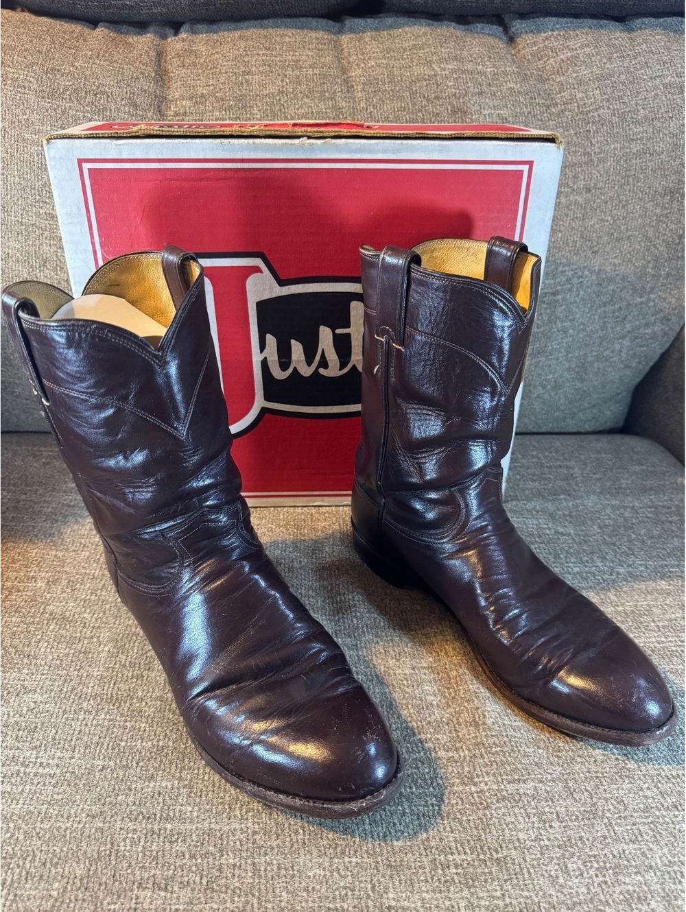 Vintage Justin Men's Brown Leather Roper Boots - Size 10D (Style 3132)